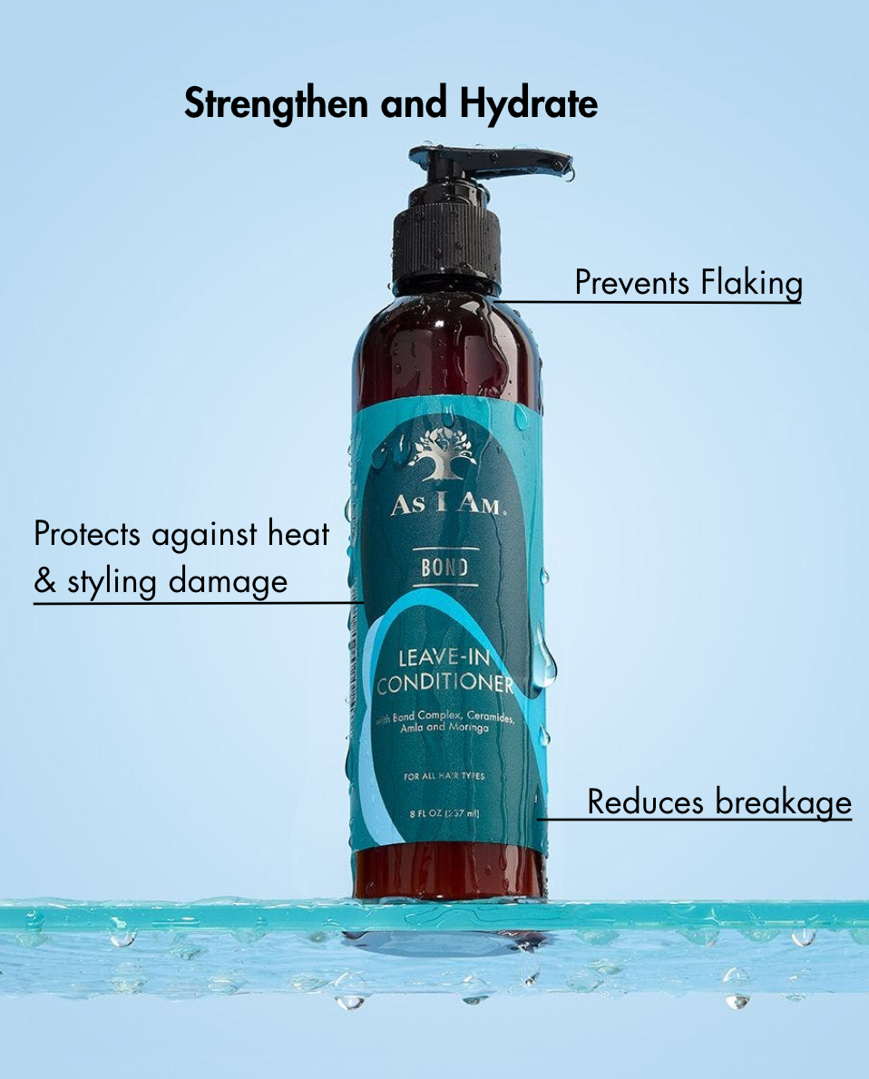 Flesje leave-in conditioner met tekst die de voordelen benadrukt op een blauwe achtergrond