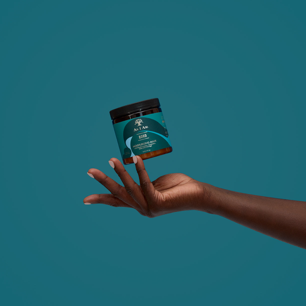 Bond Mask van As I Am - Een diep conditionerende behandeling die het haar van binnenuit herstelt en versterkt. Dit masker, verrijkt met hydraterende ingrediënten, helpt beschadigd haar te herstellen, verbetert de elasticiteit en maakt het glad, gehydrateerd en gerevitaliseerd.