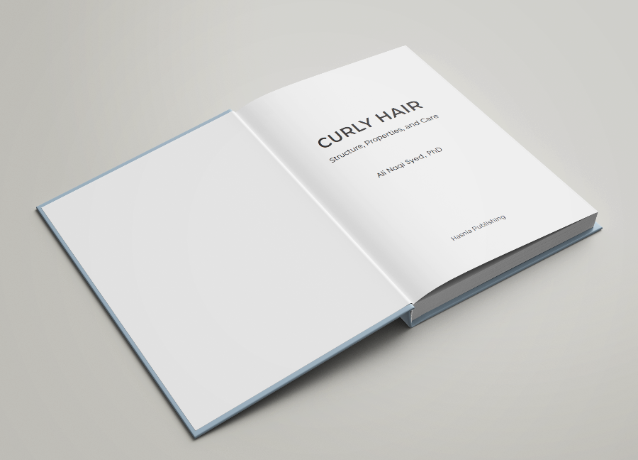 Open boek krullend haar