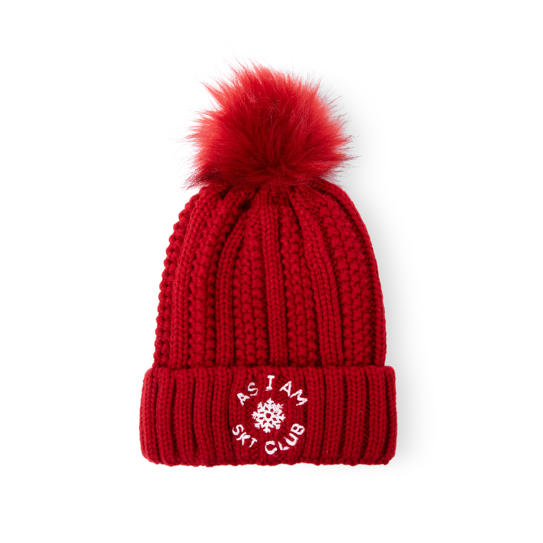 Ski Club Satin-Lined Beanie in Red, ontworpen voor warmte en haarbescherming met een gladde satijnen voering.